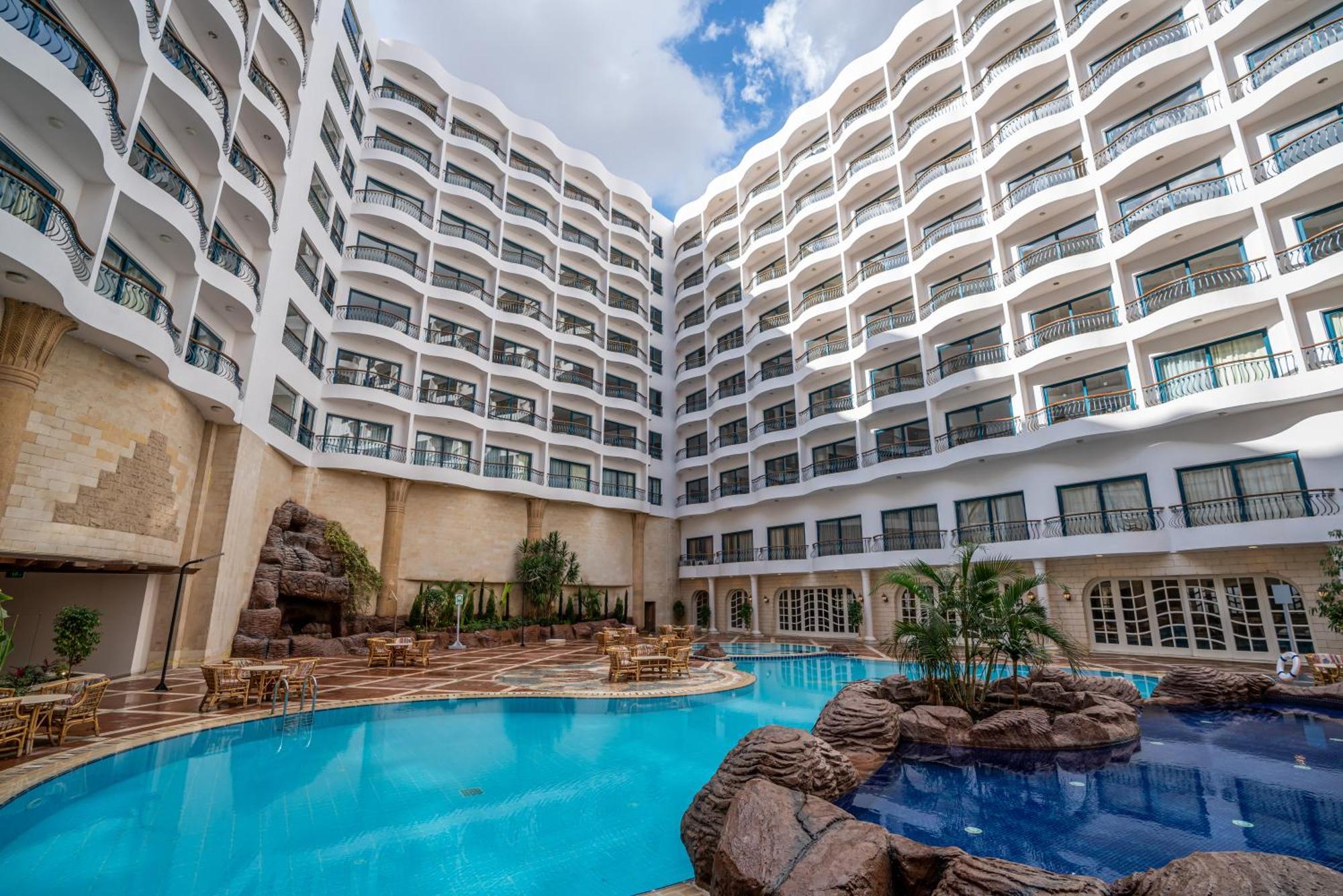 Azal Pyramids Hotel Giza Exterior foto